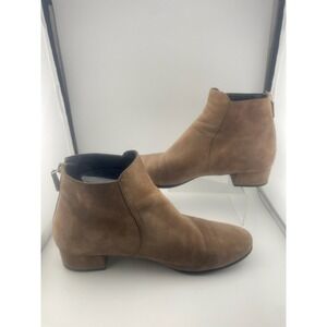 Prada Taupe Suede Ankle Booties Brown Boots Low‎ heel size 39 8.5 women's EUC